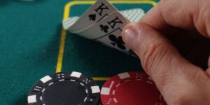 Các bước chơi bài Poker nhanh chóng tại Go88